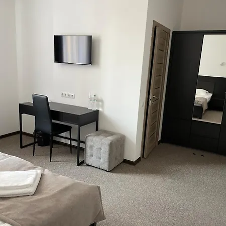 Hotel Leo